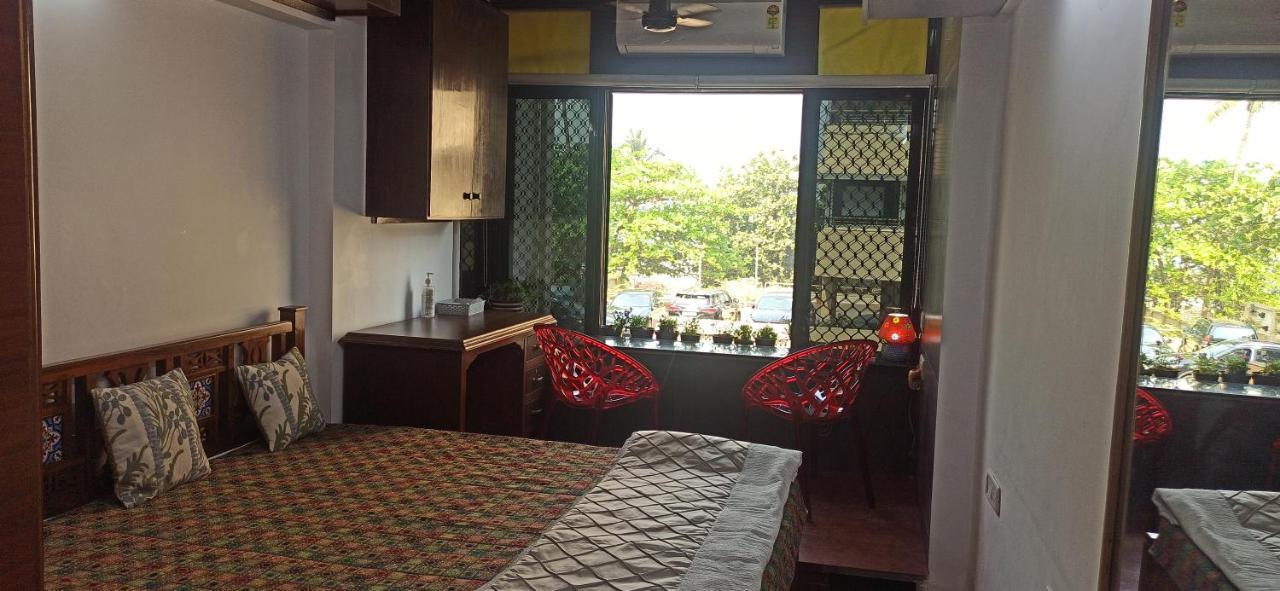 Cozy Private Ac Studio By The Sea Bandstand Bandra W Mumbai Nr Taj Lands End Lägenhet Exteriör bild